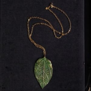 Unique Bohemian / hippie plant / leaf necklace